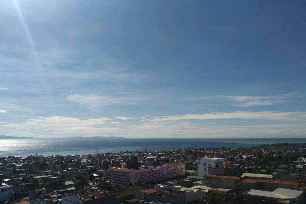Patrick S Place Davao City Esterno foto
